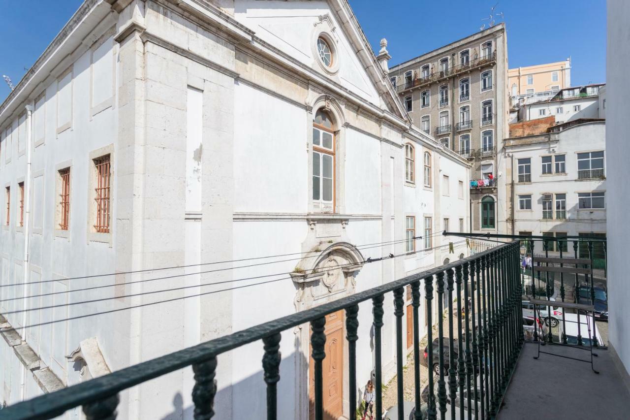 Apartments Center Alfama Lisbon Exterior photo